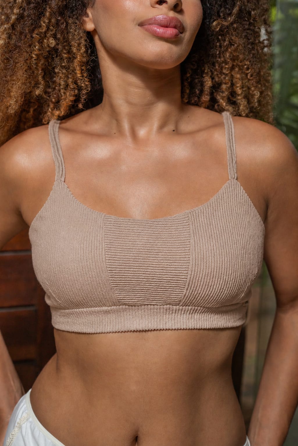 Top Feminino Pele Viva Sem Bojo em Malha Conforto Respirável – Cora Íntima