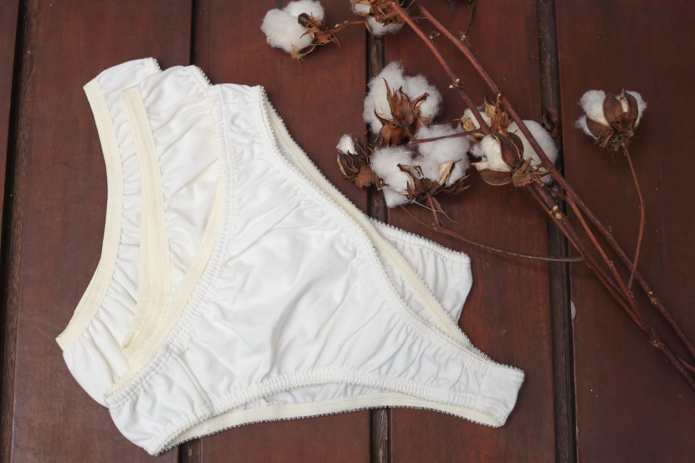 Kit Conforto Diário: 3 Calcinhas de Algodão Orgânico Femininas