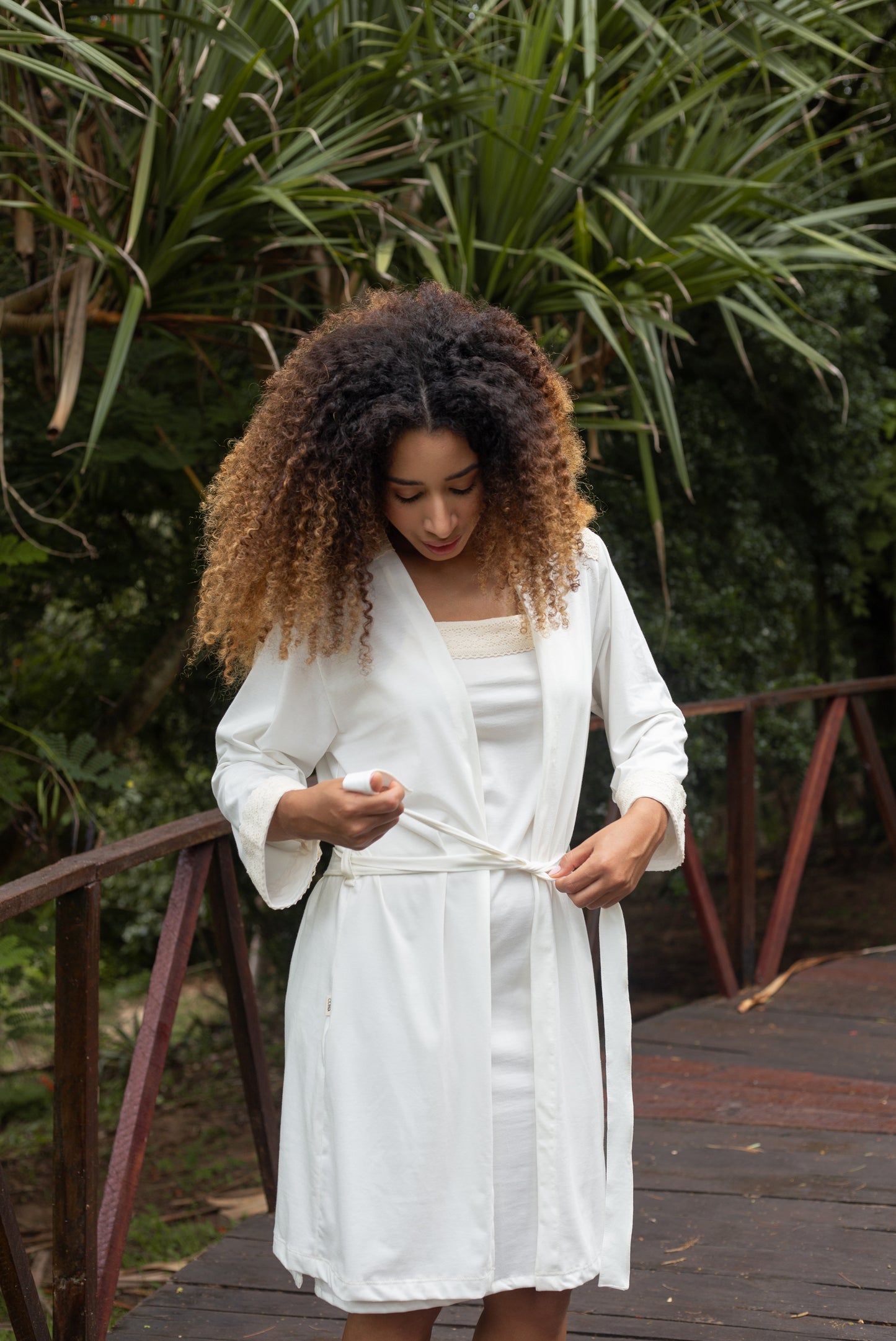 Robe Feminino Calmaria em Algodão Orgânico com Renda Natural – Cora Íntima